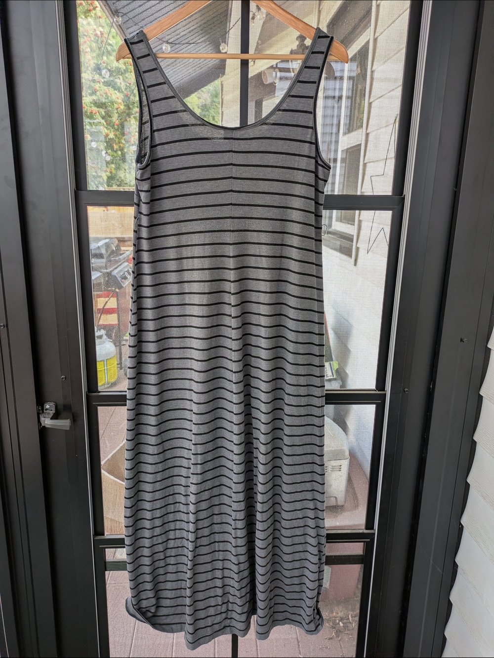 Motherhood MATERNITY Striped Sleeveless Maxi Dress - Picture 4 of 4
